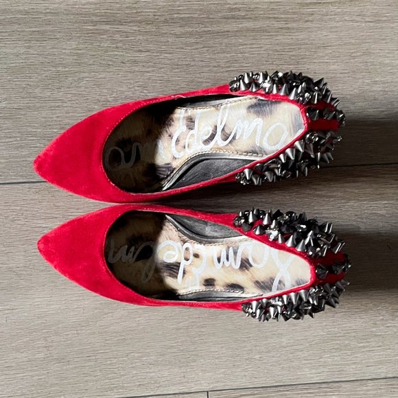 Sam Edelman "Roza" Jeweled/Studded Pumps in Ruby Red - Picture 3 of 8